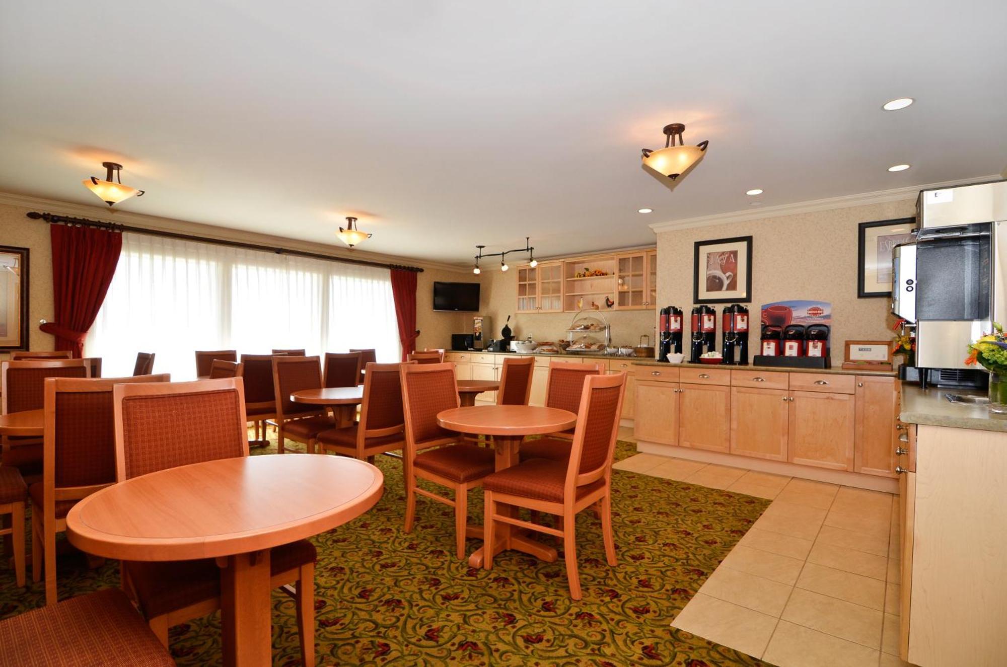 Best Western Plus Langley Inn Екстер'єр фото