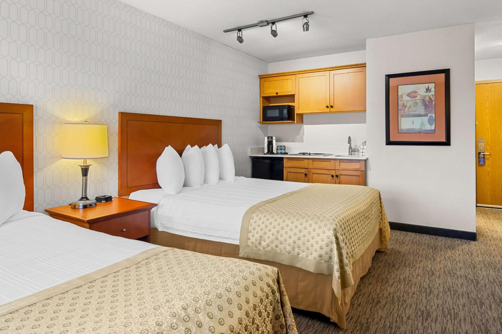 Best Western Plus Langley Inn Екстер'єр фото