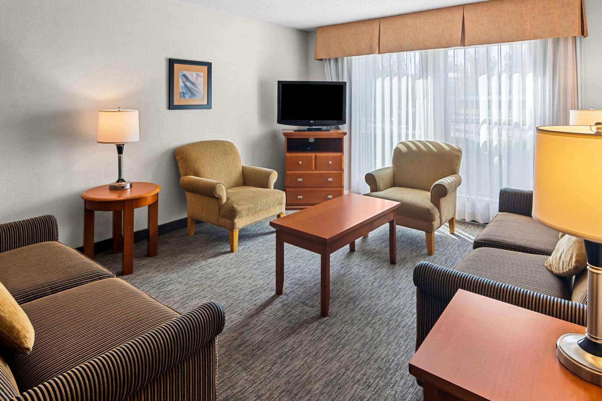 Best Western Plus Langley Inn Екстер'єр фото